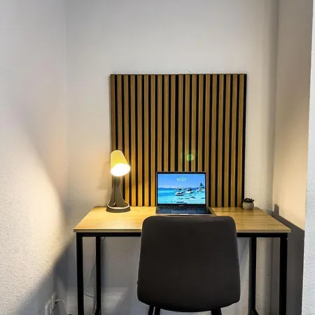 Premium Smart Tv Netflix Modern Apartament